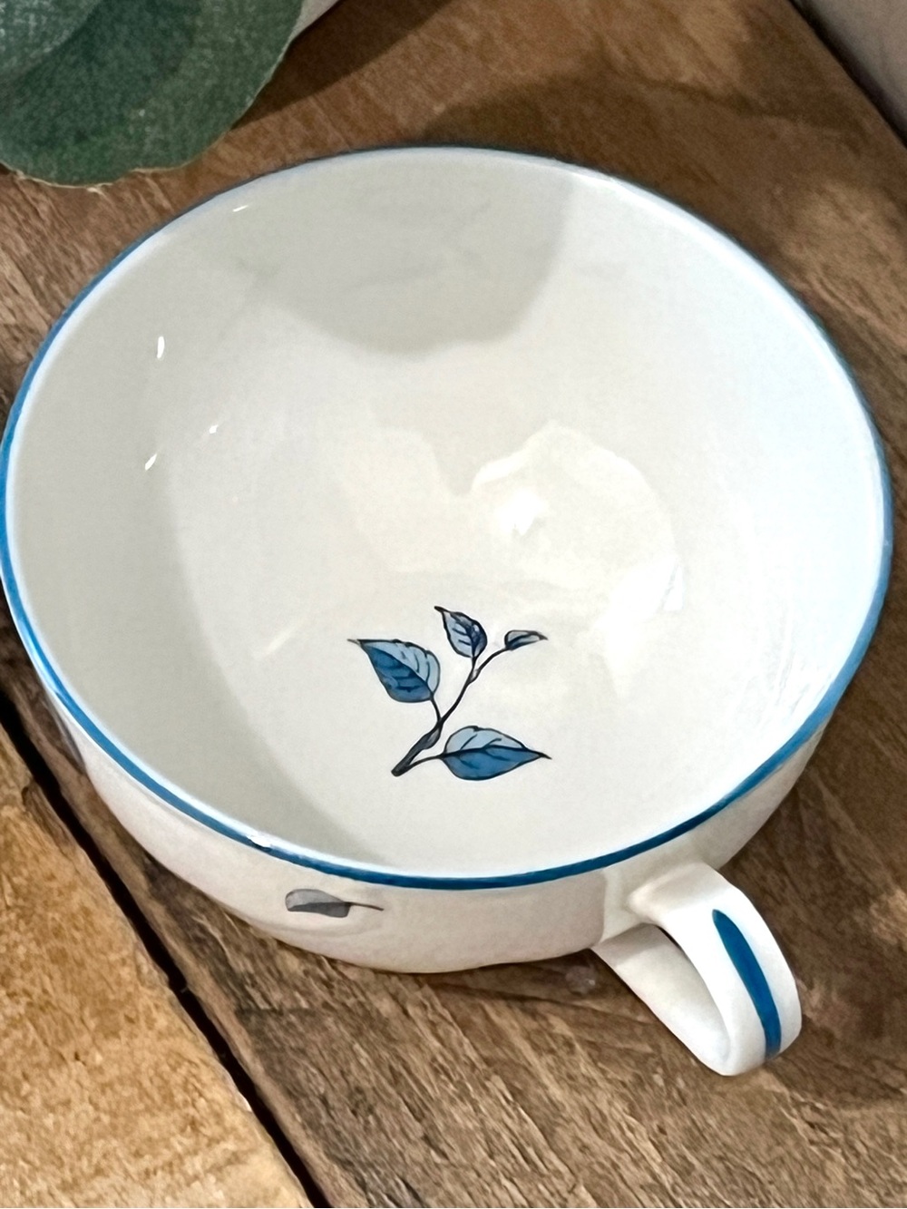 Vintage Theodore Haviland New York "Birchmere" Teacups - Set of 2 - Picture 3 of 5
